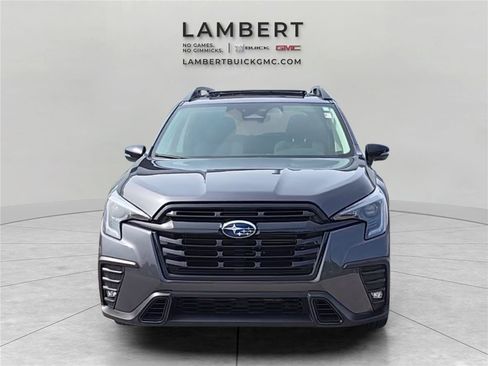 Used 2023 Subaru Ascent Onyx Edition AWD/4WD image 8