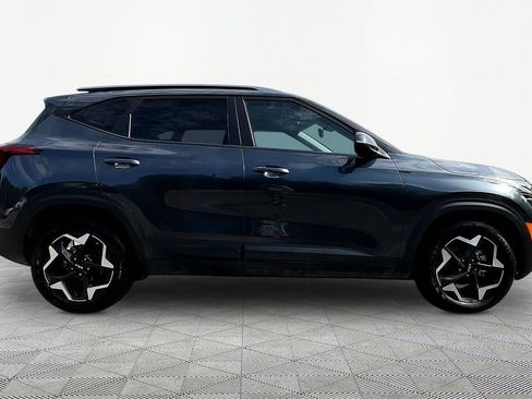 Used 2025 Kia Seltos S FWD image 8