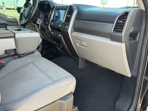 Used 2020 Ford F350 XLT w/ XLT Premium Package image 76