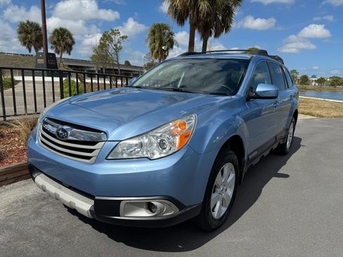 Used 2012 Subaru Outback 2.5i Limited w/ Moonroof Pkg image 5
