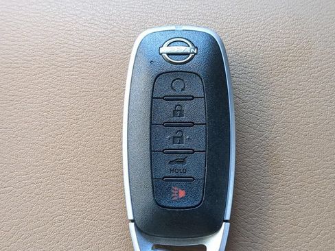 Certified 2025 Nissan Armada Platinum Reserve AWD/4WD image 25