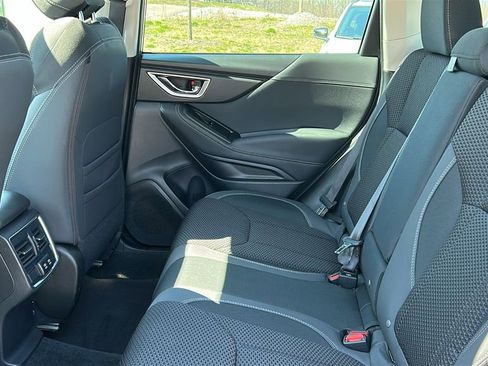 Used 2023 Subaru Forester Premium image 23