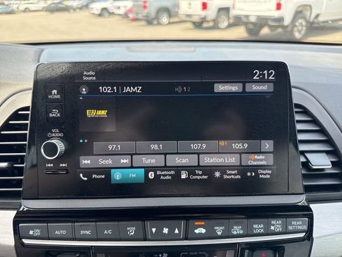 Used 2025 Honda Odyssey Sport-L image 22