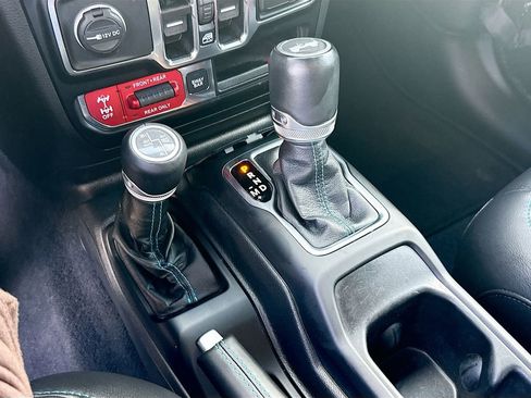 Used 2021 Jeep Wrangler Unlimited Rubicon 4xe w/ Cold Weather Group image 18