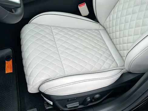 Certified 2025 Genesis G70 3.3T Advanced w/ Sport Prestige Package image 21