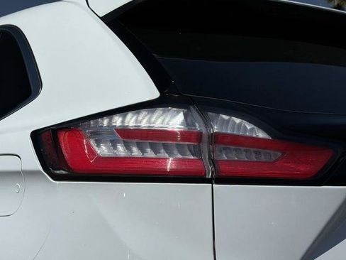 Certified 2024 Ford Edge SEL AWD/4WD image 9