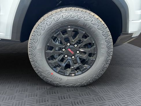 New 2026 GMC Canyon Elevation w/ Convenience Package AWD/4WD image 31