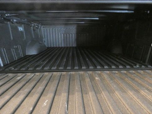 Used 2023 Toyota Tundra Platinum AWD/4WD image 6