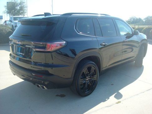 Used 2025 GMC Acadia Elevation w/ Elevation Premium Package FWD image 7