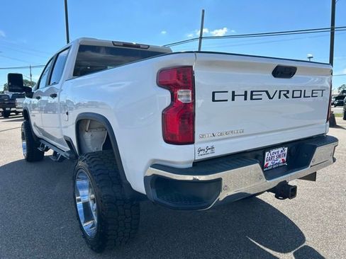 Used 2021 Chevrolet Silverado 2500 W/T w/ WT Convenience Package image 5