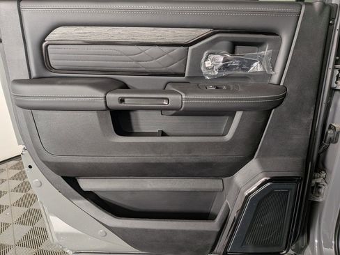 New 2026 RAM 3500 Limited AWD/4WD image 30