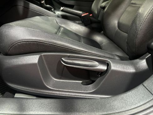 Used 2012 Volkswagen Jetta SEL image 25