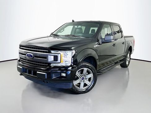 Used 2018 Ford F150 XLT w/ Equipment Group 302A Luxury AWD/4WD image 3
