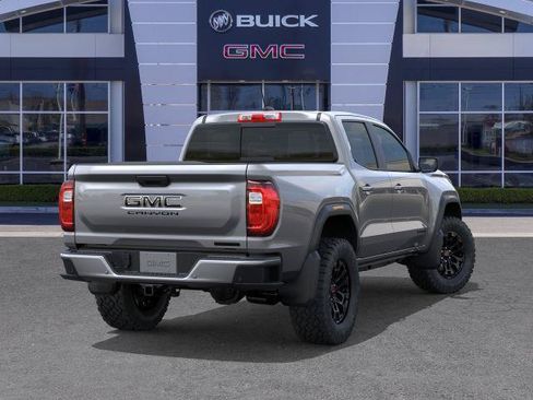 New 2026 GMC Canyon Elevation w/ LPO, Black Badging Package RWD image 4