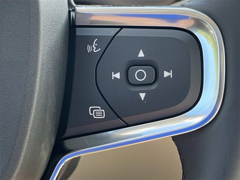 New 2026 Volvo XC40 B5 Plus w/ Protection Package Premier image 31