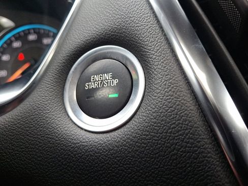Used 2023 Chevrolet Traverse RS AWD/4WD image 26
