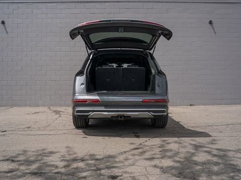 Used 2021 Audi Q7 3.0T Prestige w/ Prestige Package AWD/4WD image 14