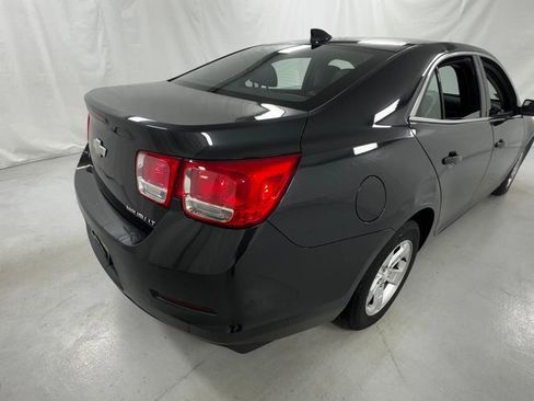 Used 2015 Chevrolet Malibu LT FWD image 3