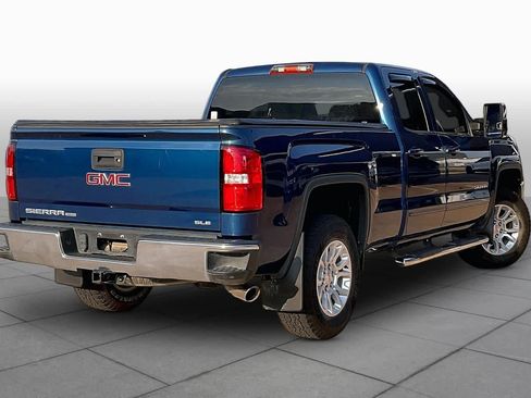 Used 2019 GMC Sierra 1500 SLE w/ SLE Value Package AWD/4WD image 14