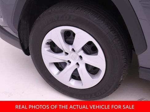 Certified 2025 Toyota RAV4 LE AWD/4WD image 16