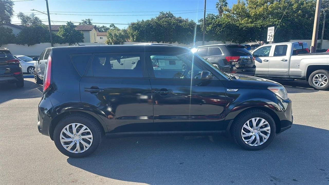 Used 2015 Kia Soul FWD image 7