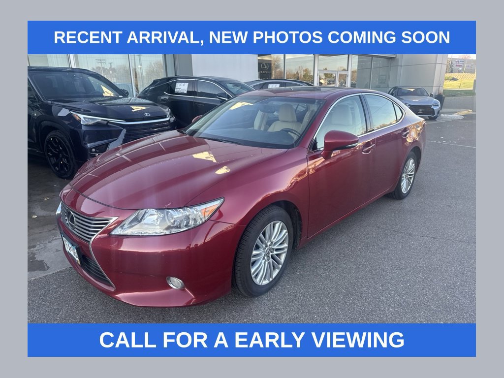 Used 2013 Lexus ES 350 w/ Luxury Pkg FWD image 1