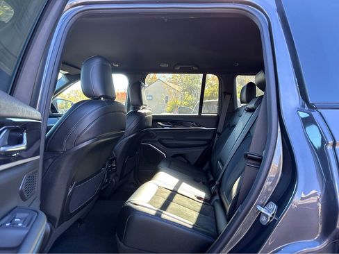 Certified 2022 Jeep Grand Cherokee Trailhawk image 10