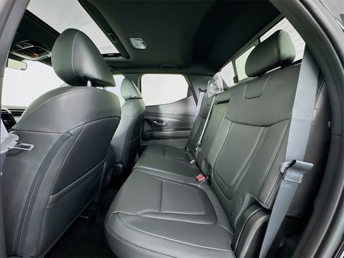 Used 2024 Hyundai Santa Cruz Night image 25