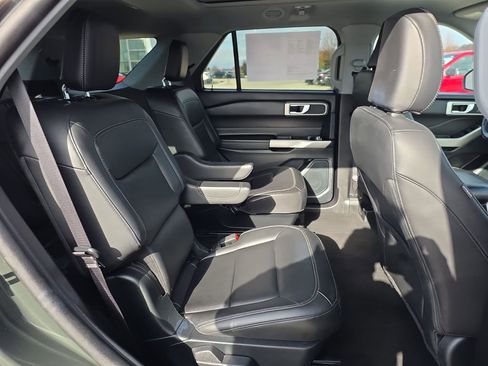 Used 2023 Ford Explorer XLT w/ Equipment Group 202A image 36