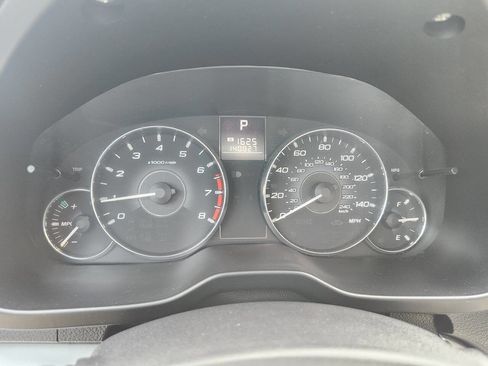 Used 2011 Subaru Legacy 2.5i Premium w/ All-Weather Pkg AWD/4WD image 17