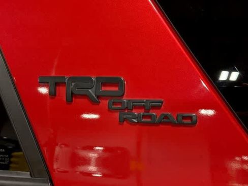 Certified 2022 Toyota 4Runner TRD Off-Road Premium w/ Moonroof Package AWD/4WD image 27