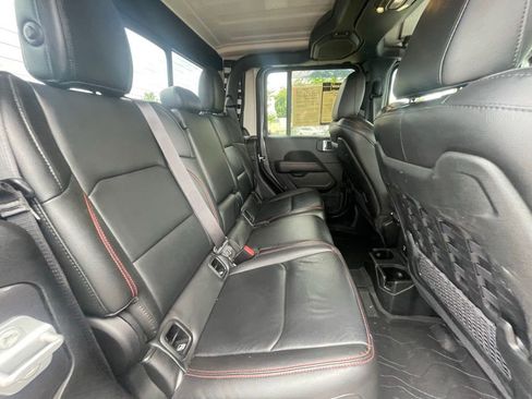 Used 2023 Jeep Gladiator Rubicon w/ LED Lighting Group AWD/4WD image 26
