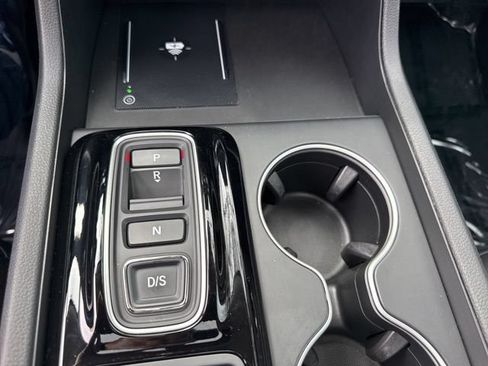 Used 2025 Honda Pilot Touring image 30