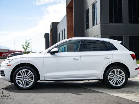 Used 2018 Audi Q5 2.0T Premium Plus w/ Premium Plus Package AWD/4WD image 9
