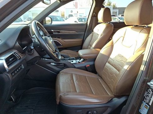 Used 2022 Kia Telluride SX w/ SX Prestige Package image 17