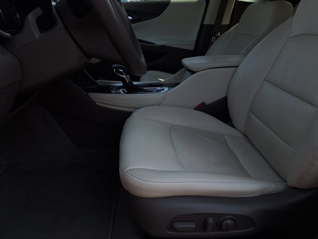 Used 2024 Chevrolet Malibu LT FWD image 11