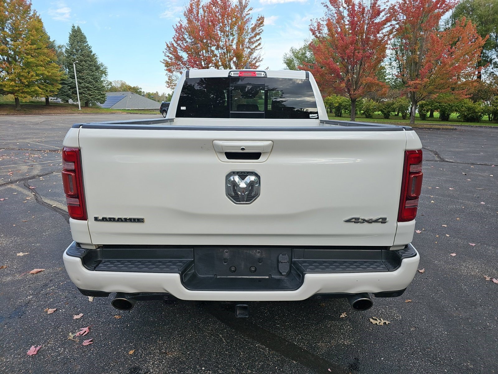 Used 2022 RAM 1500 Laramie w/ Sport Appearance Package AWD/4WD image 5