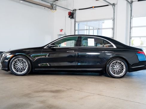Used 2023 Mercedes-Benz S 580 4MATIC Sedan w/ Warmth & Comfort Package image 8