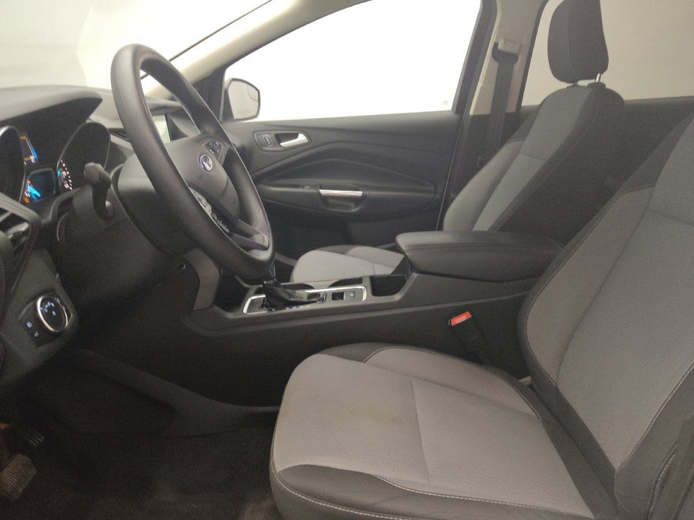 Used 2019 Ford Escape SE FWD image 17