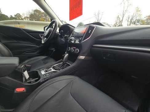 Used 2021 Subaru Forester Limited image 21