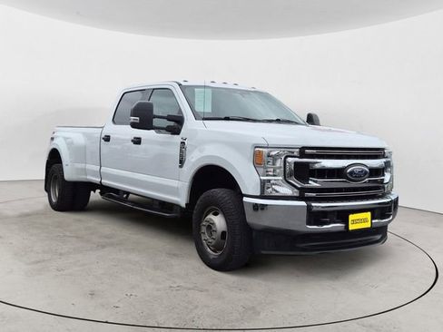 Used 2020 Ford F350 XLT w/ FX4 Off-Road Package AWD/4WD image 7