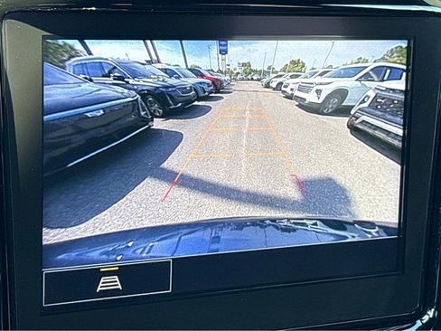 Certified 2023 Chevrolet Traverse LT w/ LPO, Floor Liner Package AWD/4WD image 31