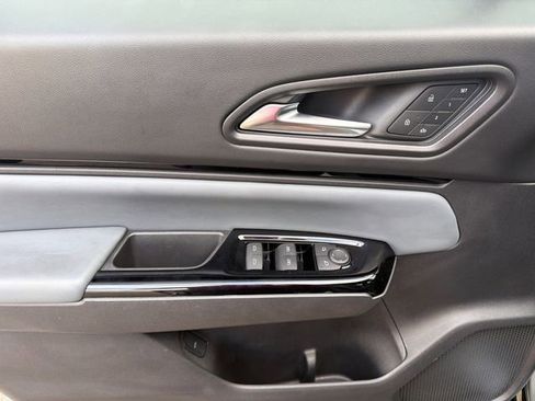 Used 2024 Honda Prologue Touring image 4