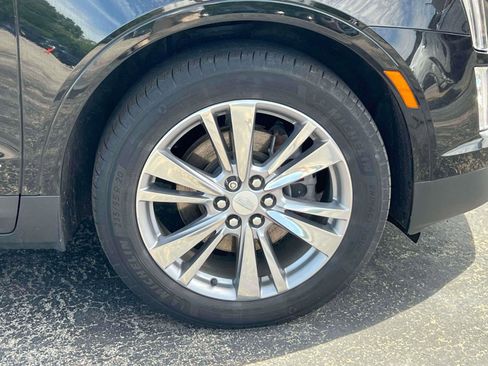 Certified 2023 Cadillac XT5 Premium Luxury AWD/4WD image 9