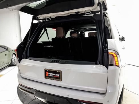 Used 2025 Lincoln Navigator L Black Label AWD/4WD image 70