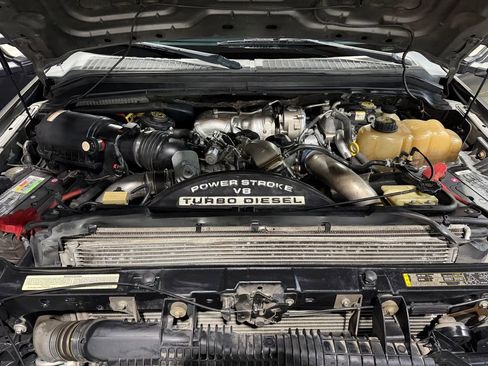 Used 2010 Ford F250 XLT image 12