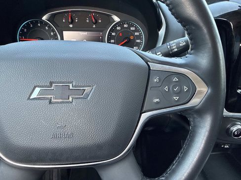 Used 2020 Chevrolet Traverse RS FWD image 17