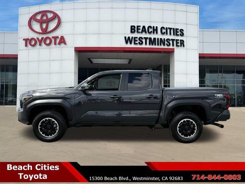 Certified 2024 Toyota Tacoma TRD Off-Road w/ TRD Off Road Upgrade Package AWD/4WD image 7