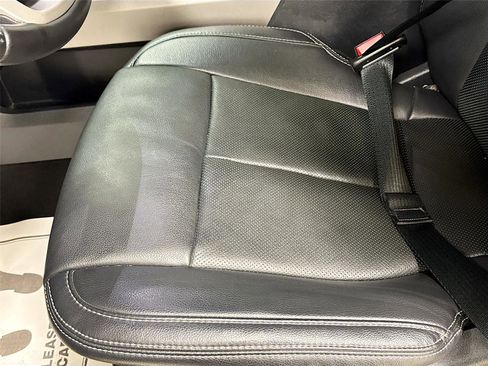 Certified 2022 Ford F250 Lariat w/ Lariat Ultimate Package image 19