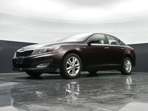 Used 2013 Kia Optima LX FWD image 39